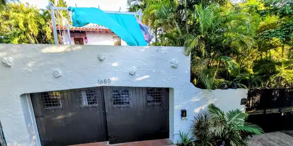 1650 Biarritz Drive