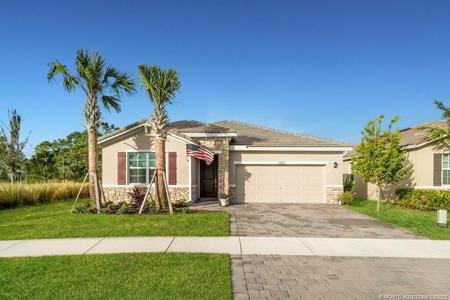 1800 NW Golden Oak Trail
