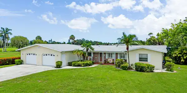 3037 SE Treasure Island Road