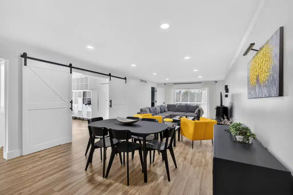 Image 1: 9-web-or-mls-5D1A1352