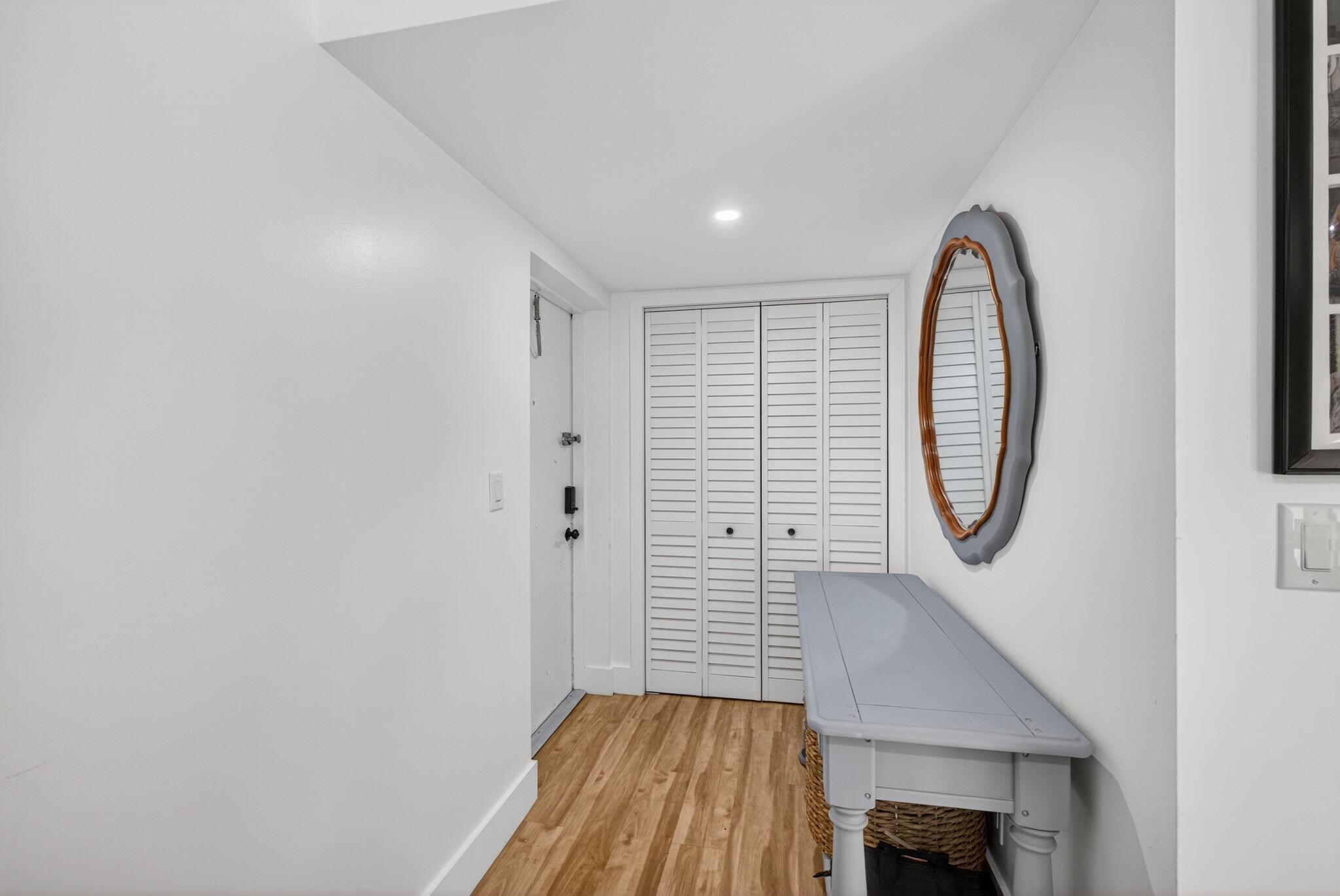 Image 3: 1-web-or-mls-5D1A1277
