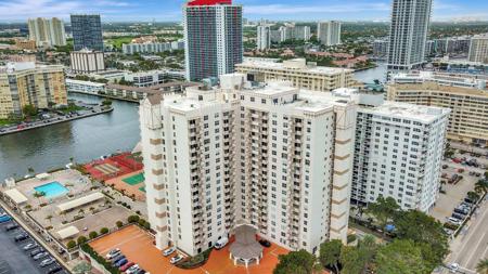 1865 S Ocean Dr