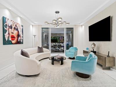 200 SE Mizner Boulevard