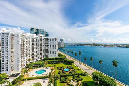 1801 S Flagler Drive