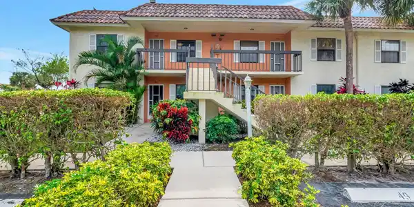 3000 Florida Boulevard