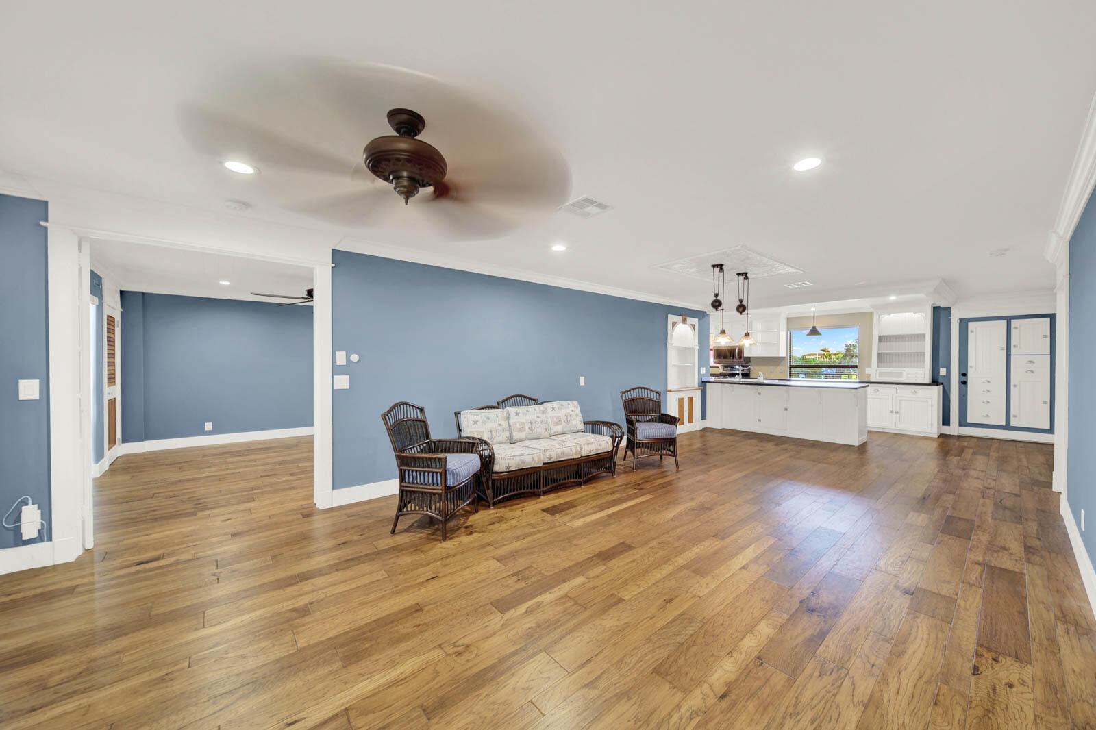 Image 2: 306_Edgewater-8