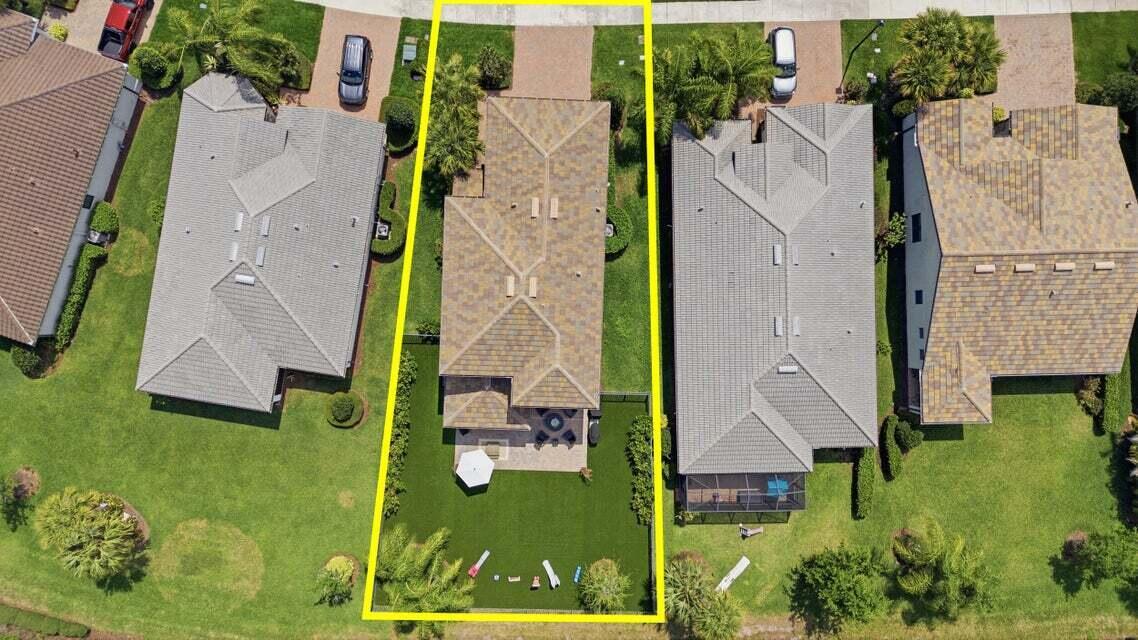 Image 3: Overhead