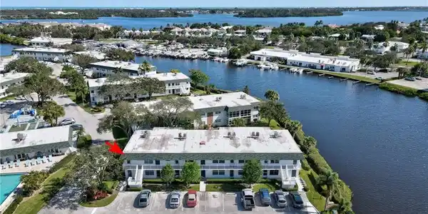 2800 Indian River BLVD