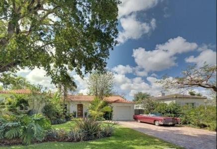 440 NE 53rd Street