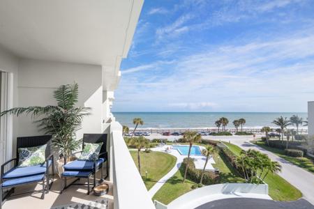 4049 Ocean Drive