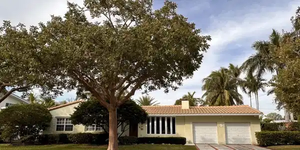 1609 Coral Ridge Dr