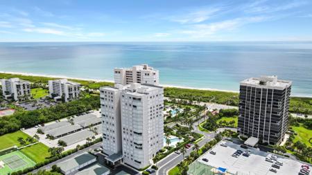 5049 N Highway A1a