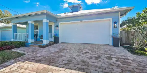 788 SW 33rd Street