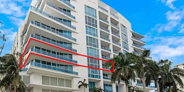 715 Bayshore Dr