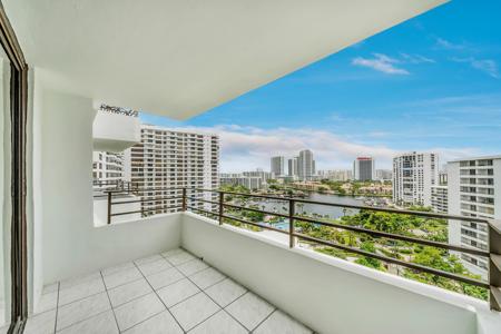 600 Three Island Boulevard Boulevard