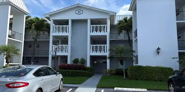 Image 2: FRONT PARKING