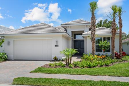 4121 Lucaya Pointe Way