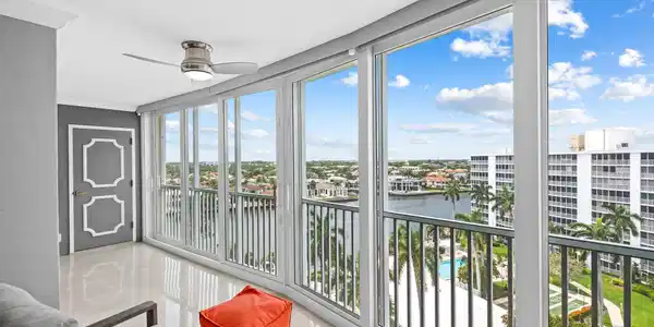 Image 4: out to balcony