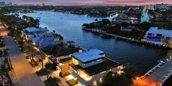 Image 2: DJI_20260808202529_0786_D
