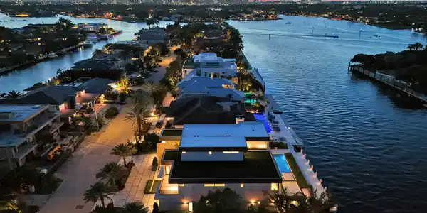 Image 4: DJI_20260808202551_0787_D