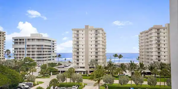 3212 S Ocean Boulevard