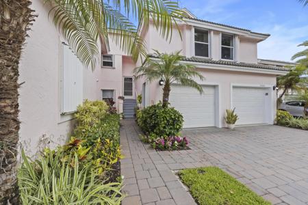 2506 N Fairway Drive N