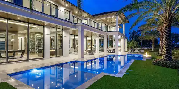 1812 Sabal Palm Circle