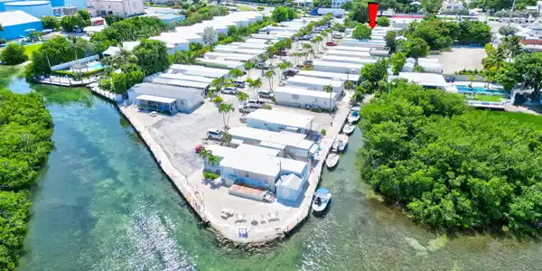 81648 Overseas Highway