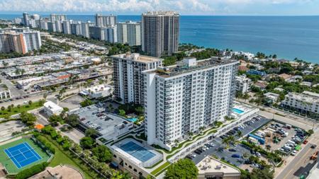 3015 N Ocean Blvd