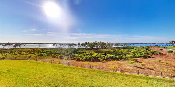 27 W Harbour Isle Drive