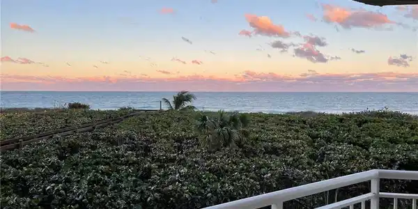 3870 N Hwy Highway A1a 203