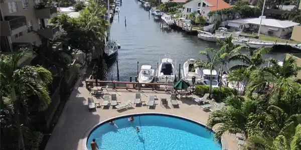 1421 S Ocean Blvd