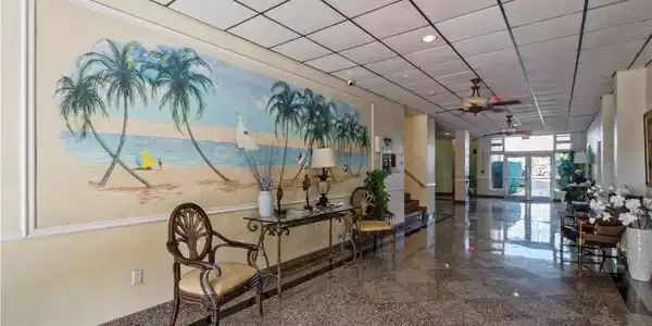 Image 4: Photo 4
