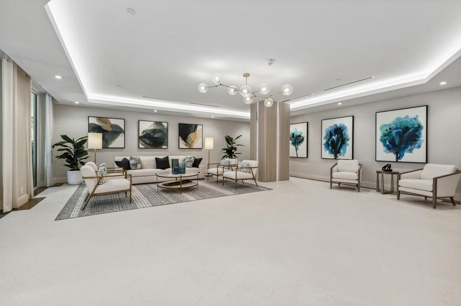 Image 3: Bar Harbour modern coastal lobby