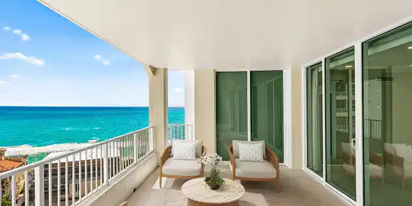 Image 4: EAST FACING BALCONY