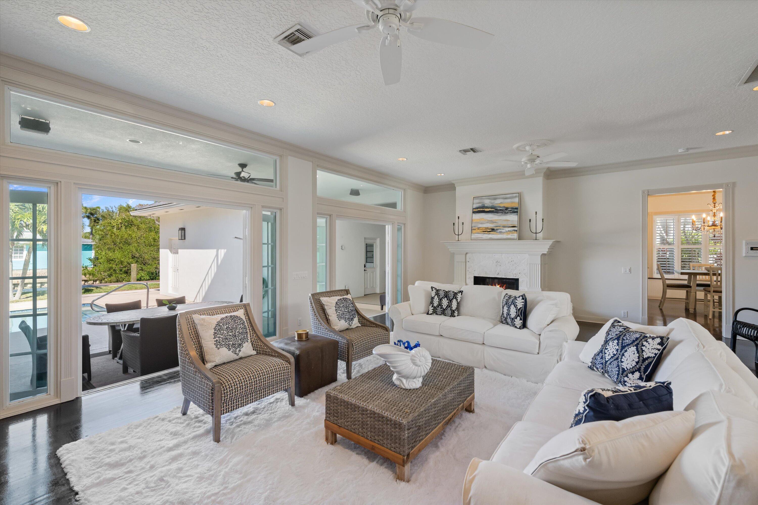 Image 3: 401 Center Street, Jupiter, FL (1)