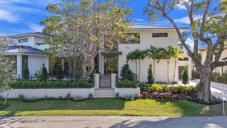 2035 Intracoastal Drive
