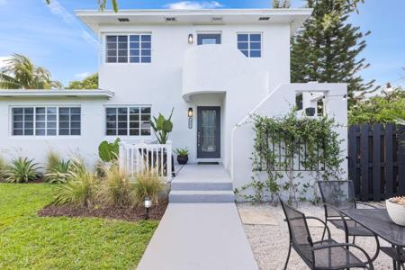 421 S Ocean Breeze