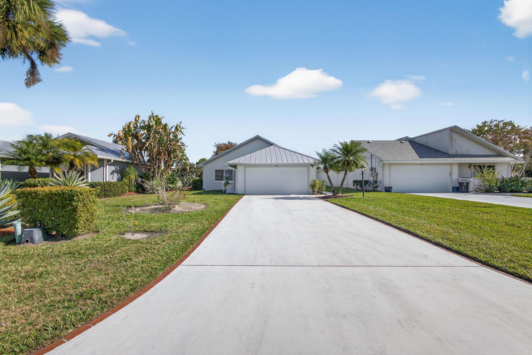 Image 3: 2-web-or-mls-5D1A0346