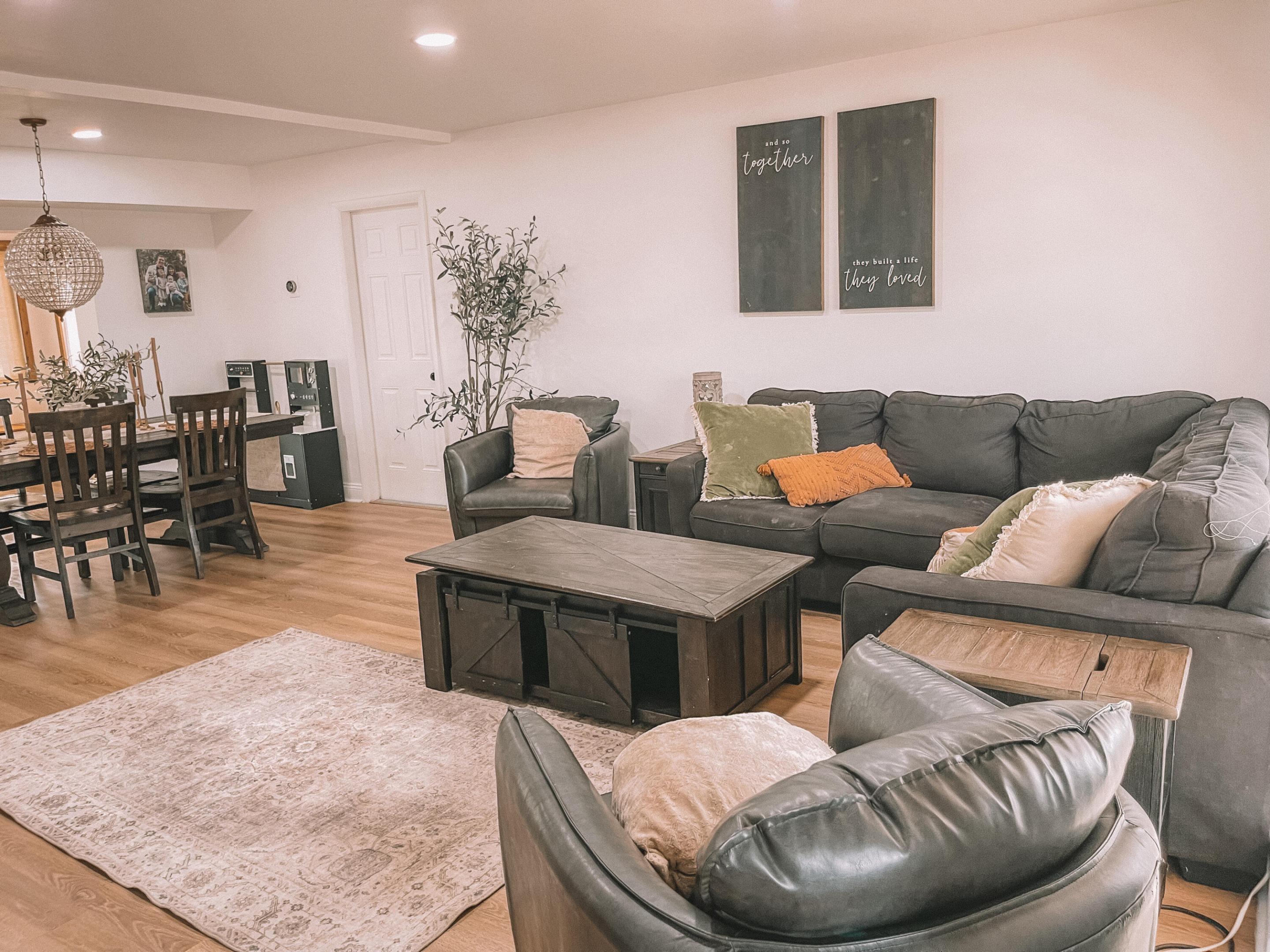 Image 3: Living Room from Entry