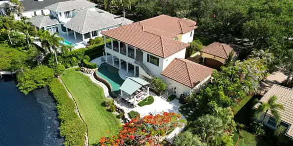 Image 2: iUSE photography_DJI_0655