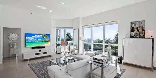 101 S Fort Lauderdale Beach Boulevard
