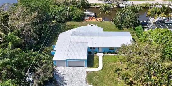 3001 Nassau Drive