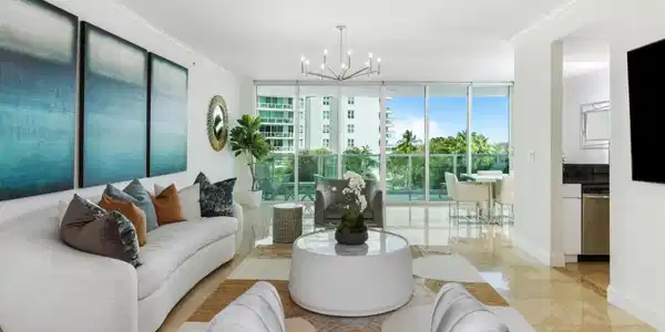 550 SE Mizner Boulevard