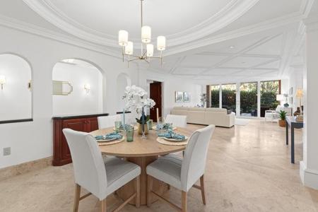 100 Royal Palm Way