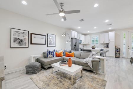3112 Waterside Circle