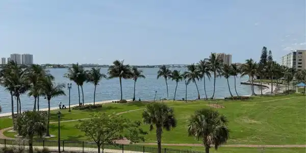 801 Lake Shore Drive