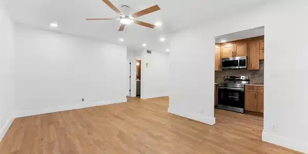 1951 NE 39th Street