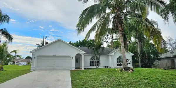 537 SE Cliff Road