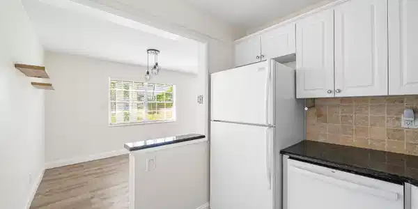 Image 2: 006-2455Northeast51stStreet-E102-FortLau